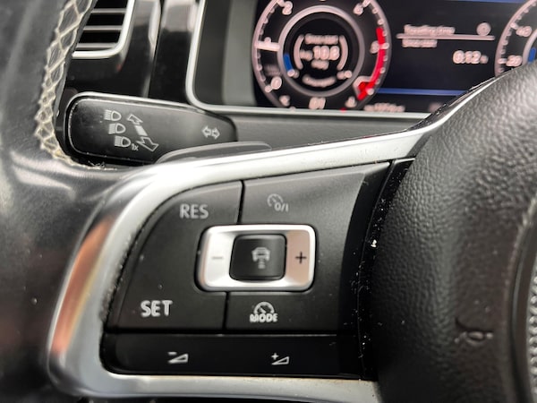 Used Volkswagen Golf 2018 for sale - 76099270: Photo 45