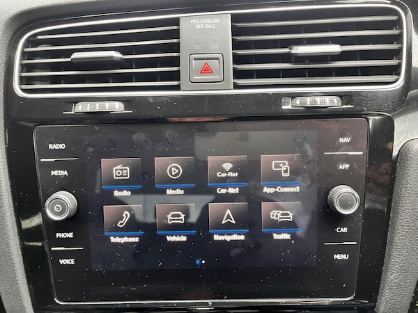 Used Volkswagen Golf 2018 for sale - 76099270: Photo 49