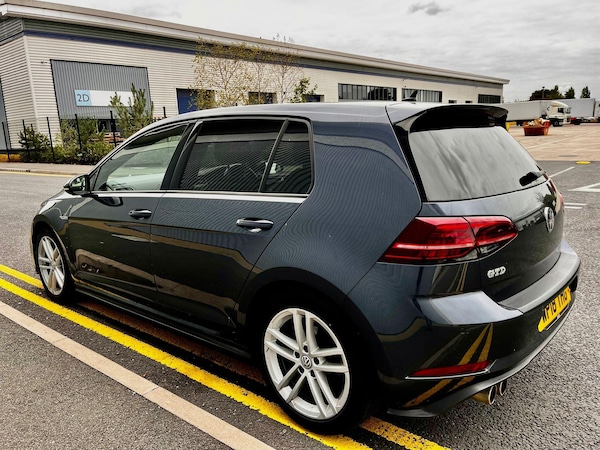 Used Volkswagen Golf 2018 for sale - 76099270: Photo 5