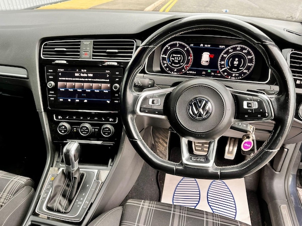 Used Volkswagen Golf 2018 for sale - 76099270: Photo 9