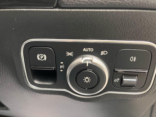 Used Mercedes-Benz B-Class 2019 for sale - 74048119: Photo 30