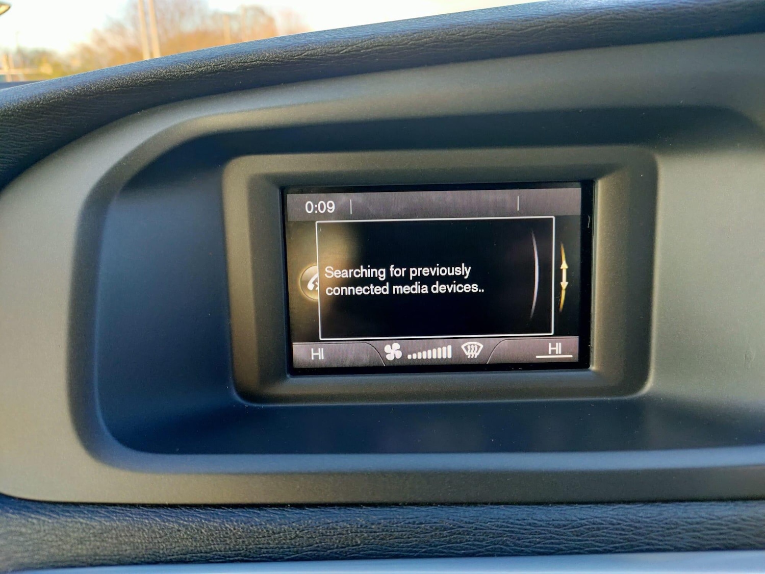 Used Volvo V40 Cross Country for sale - 78115705: Photo 24