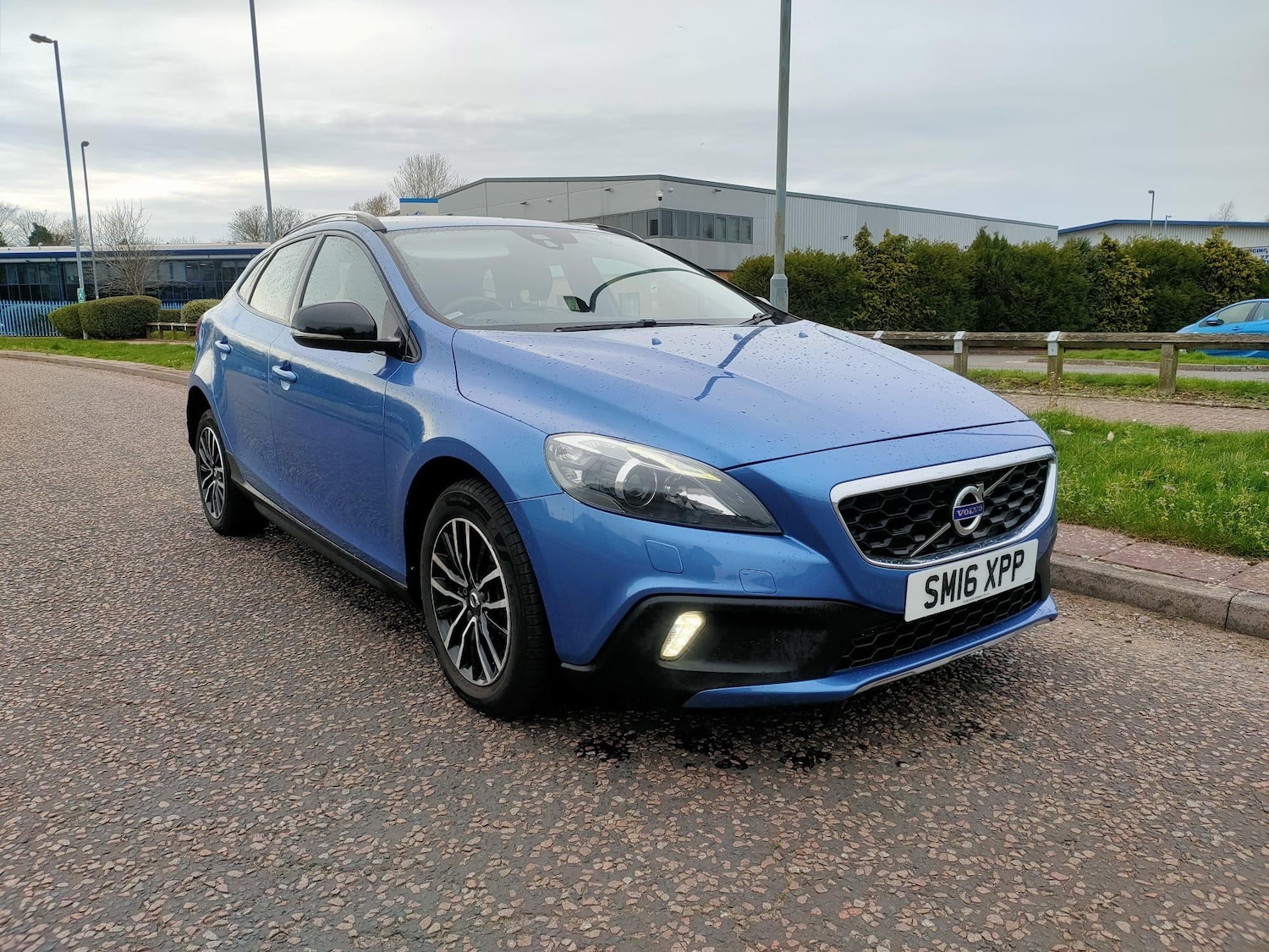Used Volvo V40 Cross Country for sale - 78115705: Photo 5