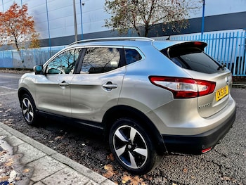 Used Nissan Qashqai 2015 for sale - 76456613: Photo