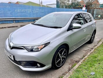 Used Toyota Auris 2017 for sale - 77783916: Photo