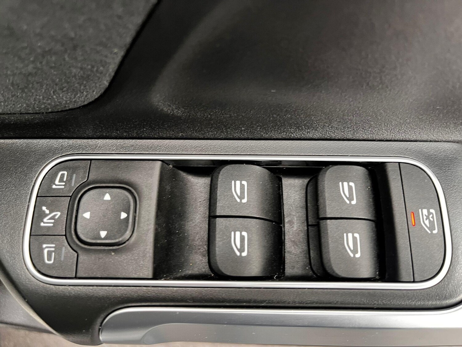 Used Mercedes-Benz GLB 2020 for sale - 76099553: Photo 64
