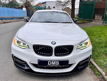 Used BMW 2 Series 2015 for sale - 77784713: Photo