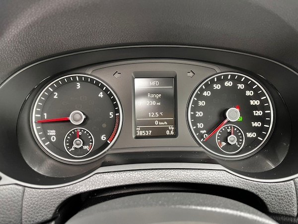 Used Volkswagen Sharan 2015 for sale - 76099514: Photo 24