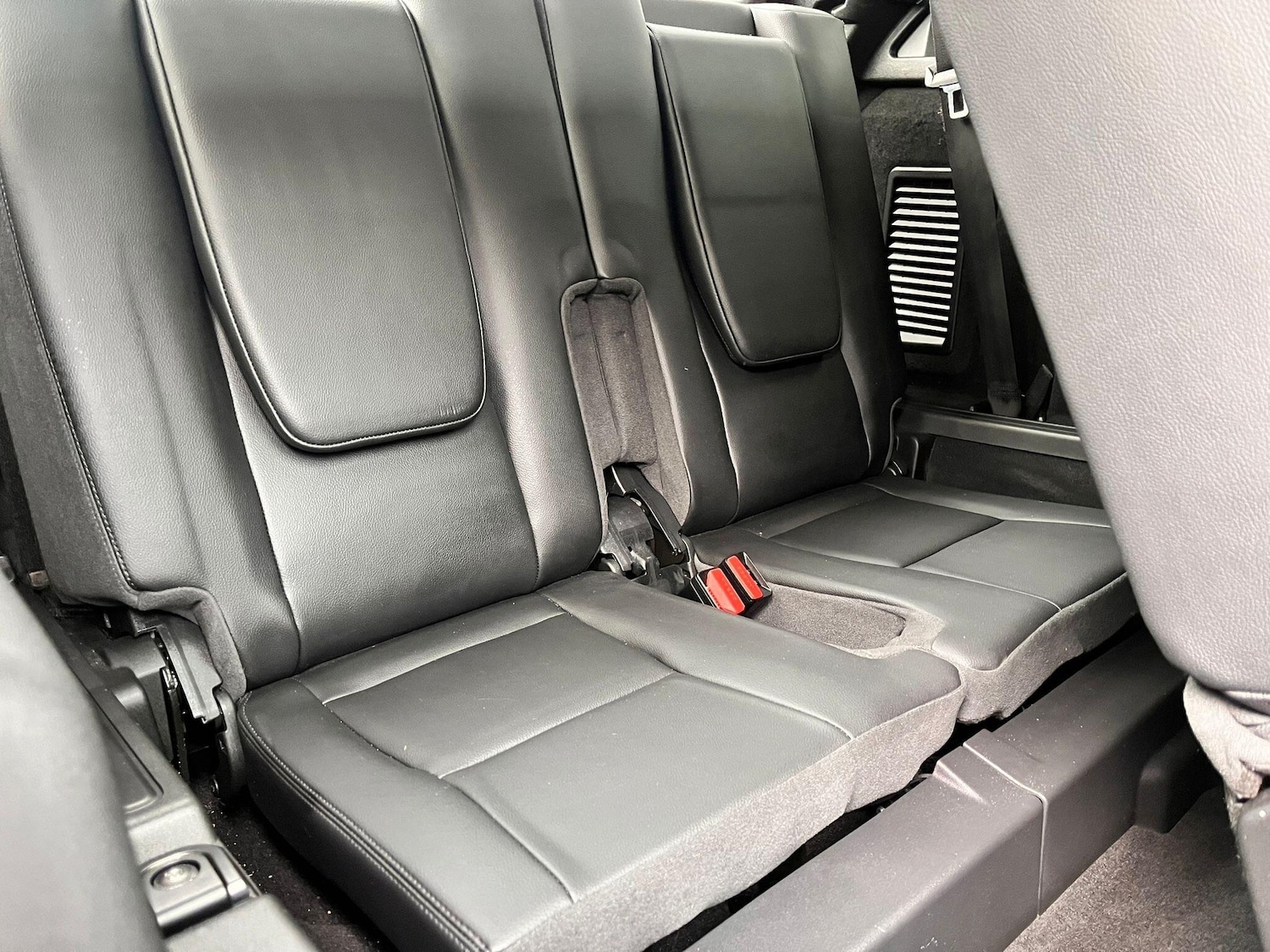 Used Land Rover Discovery Sport for sale - 77784010: Photo 16