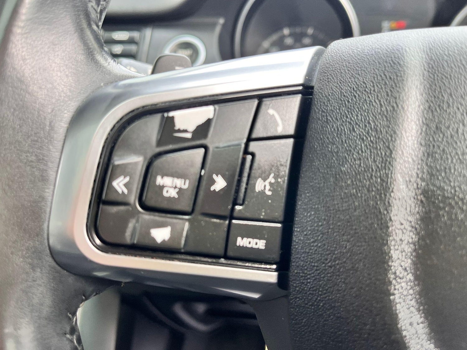 Used Land Rover Discovery Sport for sale - 77784010: Photo 26