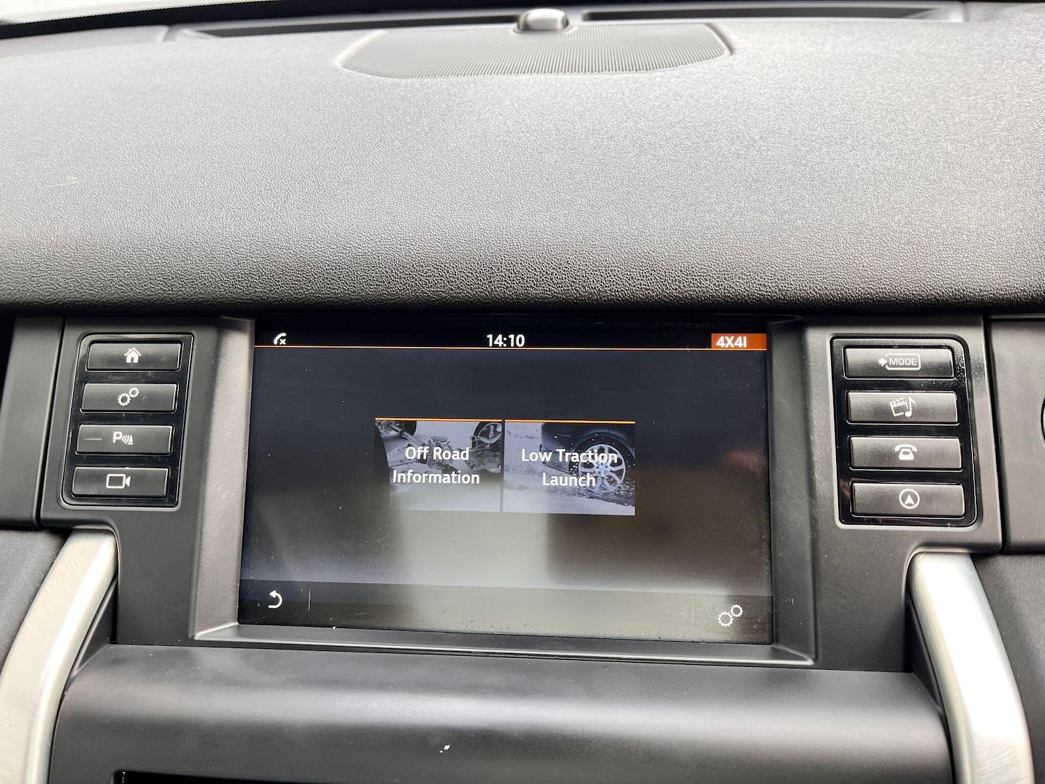 Used Land Rover Discovery Sport for sale - 77784010: Photo 40