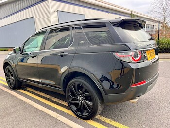 Used Land Rover Discovery Sport 2017 for sale - 77784010: Photo