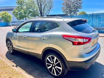Used Nissan Qashqai 2017 for sale - 78772278: Photo