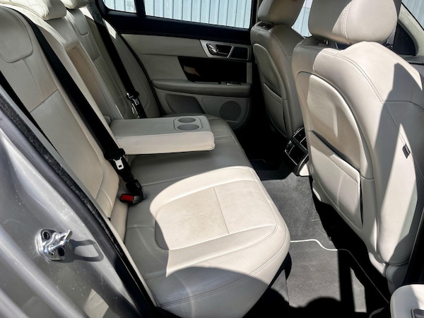 Used Jaguar XF 2012 for sale - 74545431: Photo 13
