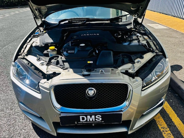 Used Jaguar XF 2012 for sale - 74545431: Photo 14