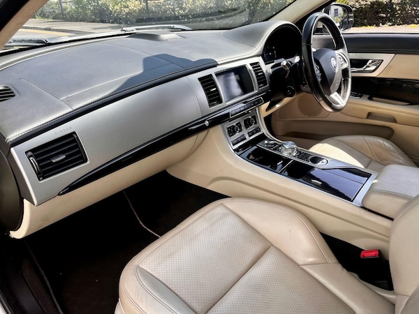 Used Jaguar XF 2012 for sale - 74545431: Photo 16
