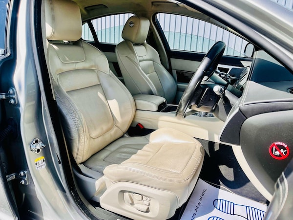 Used Jaguar XF 2012 for sale - 74545431: Photo 17