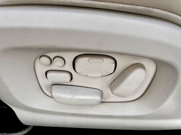 Used Jaguar XF 2012 for sale - 74545431: Photo 24