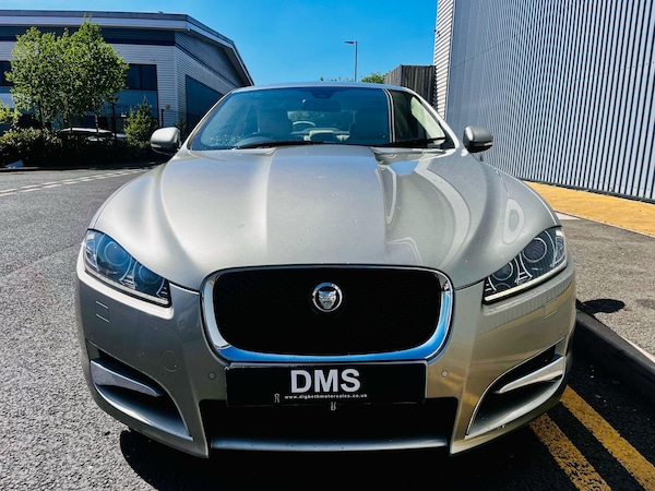 Used Jaguar XF 2012 for sale - 74545431: Photo 2