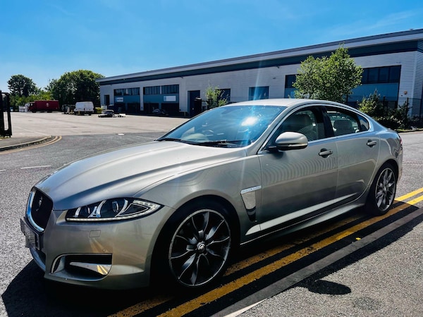 Used Jaguar XF 2012 for sale - 74545431: Photo 4