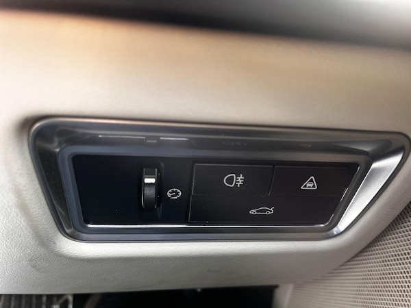 Used Jaguar XF 2012 for sale - 74545431: Photo 50