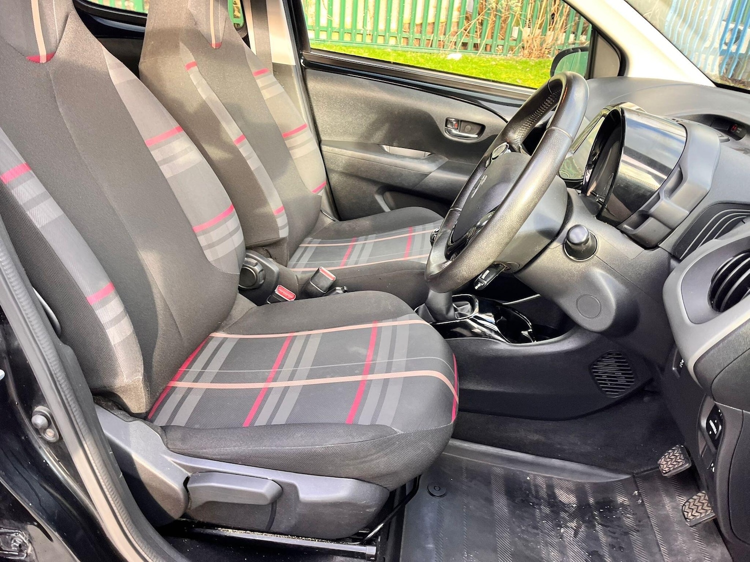 Used Peugeot 108 2015 for sale - 77783612: Photo 10