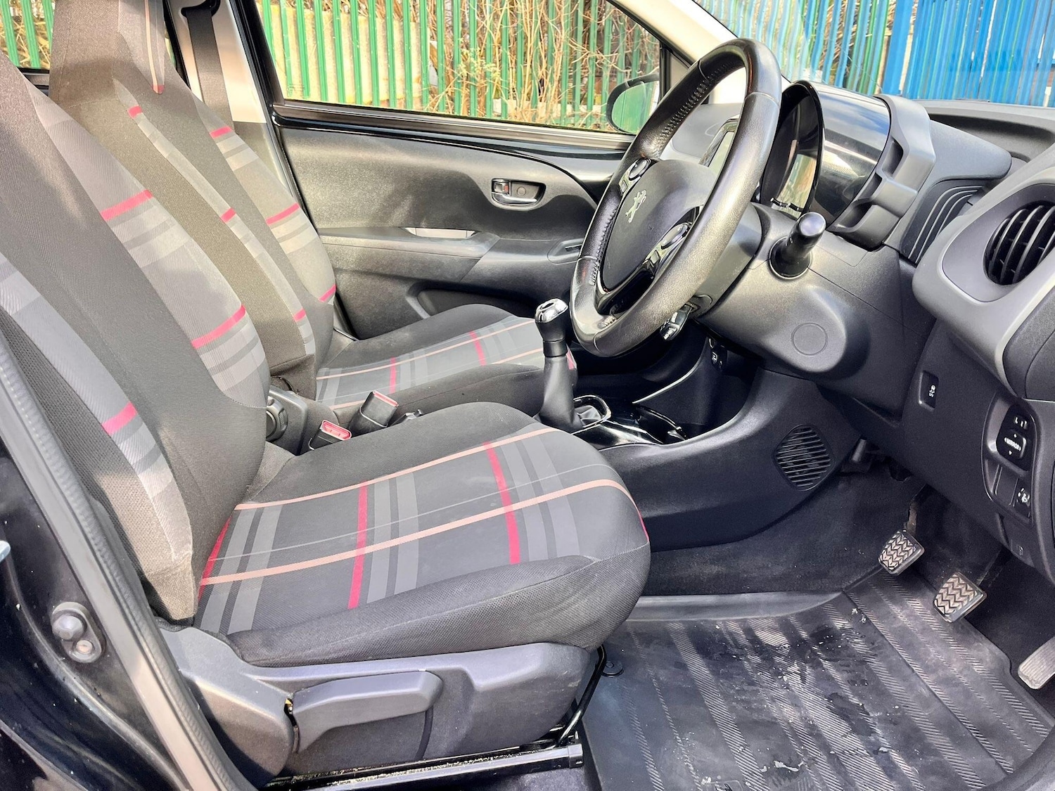 Used Peugeot 108 2015 for sale - 77783612: Photo 12