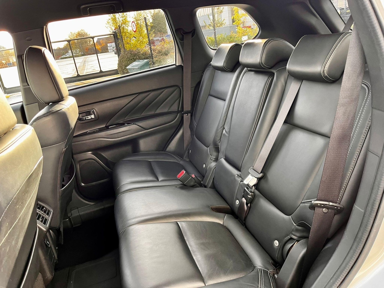 Used Mitsubishi Outlander 2018 for sale - 76976344: Photo 15