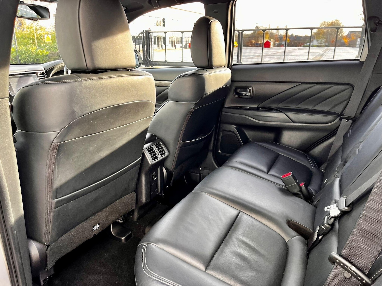 Used Mitsubishi Outlander 2018 for sale - 76976344: Photo 18