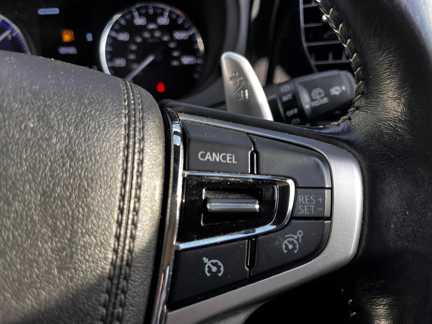 Used Mitsubishi Outlander 2018 for sale - 76976344: Photo 24