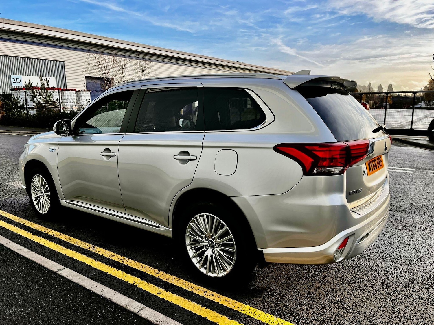 Used Mitsubishi Outlander 2018 for sale - 76976344: Photo 4