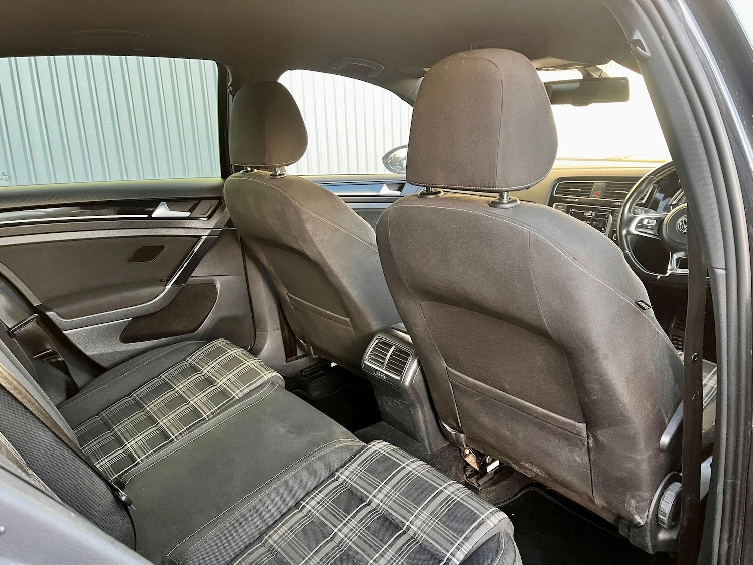 Used Volkswagen Golf 2014 for sale - 77131685: Photo 16