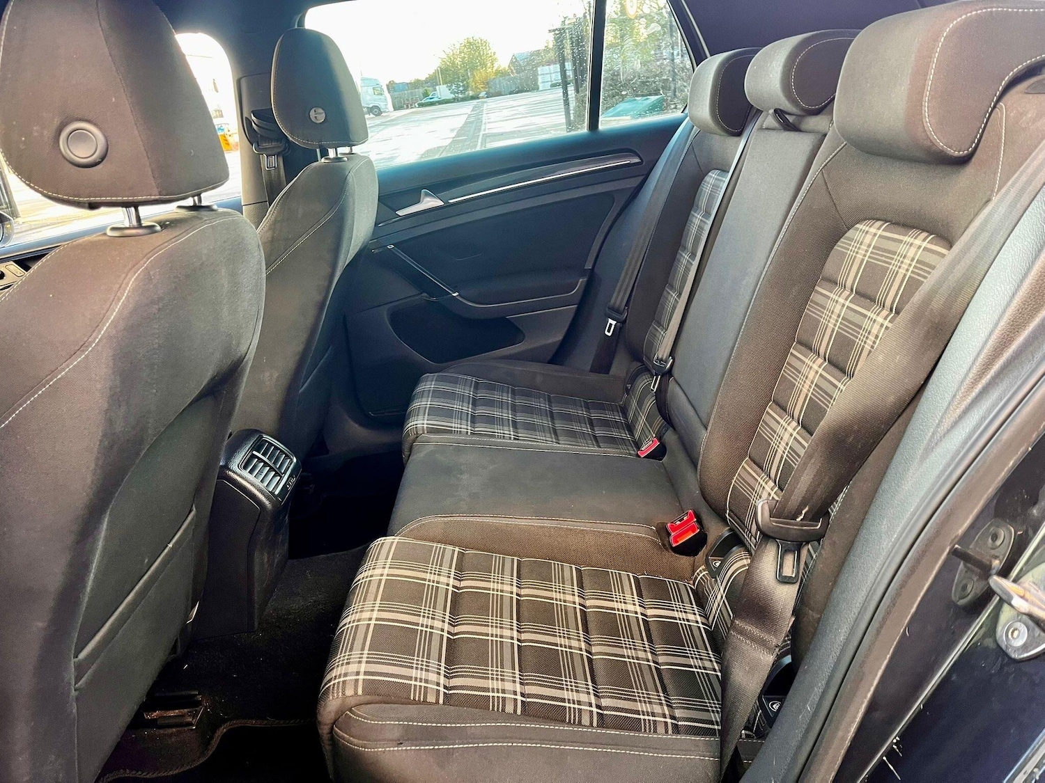 Used Volkswagen Golf 2014 for sale - 77131685: Photo 18