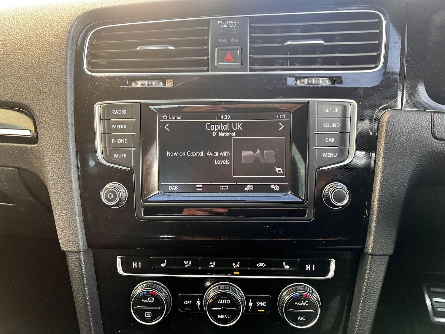 Used Volkswagen Golf 2014 for sale - 77131685: Photo 37