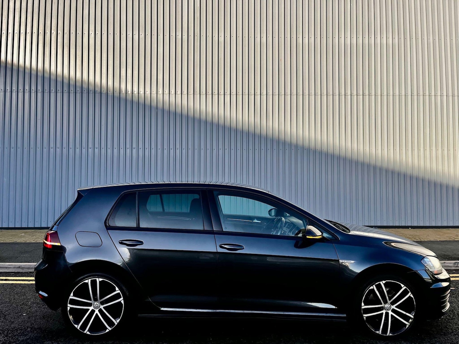 Used Volkswagen Golf 2014 for sale - 77131685: Photo 53