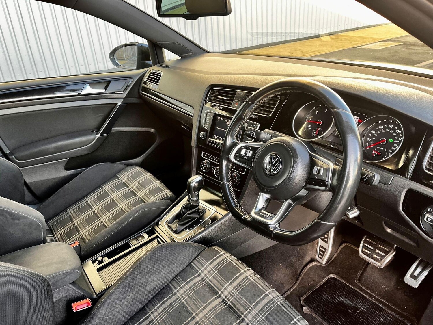 Used Volkswagen Golf 2014 for sale - 77131685: Photo 54