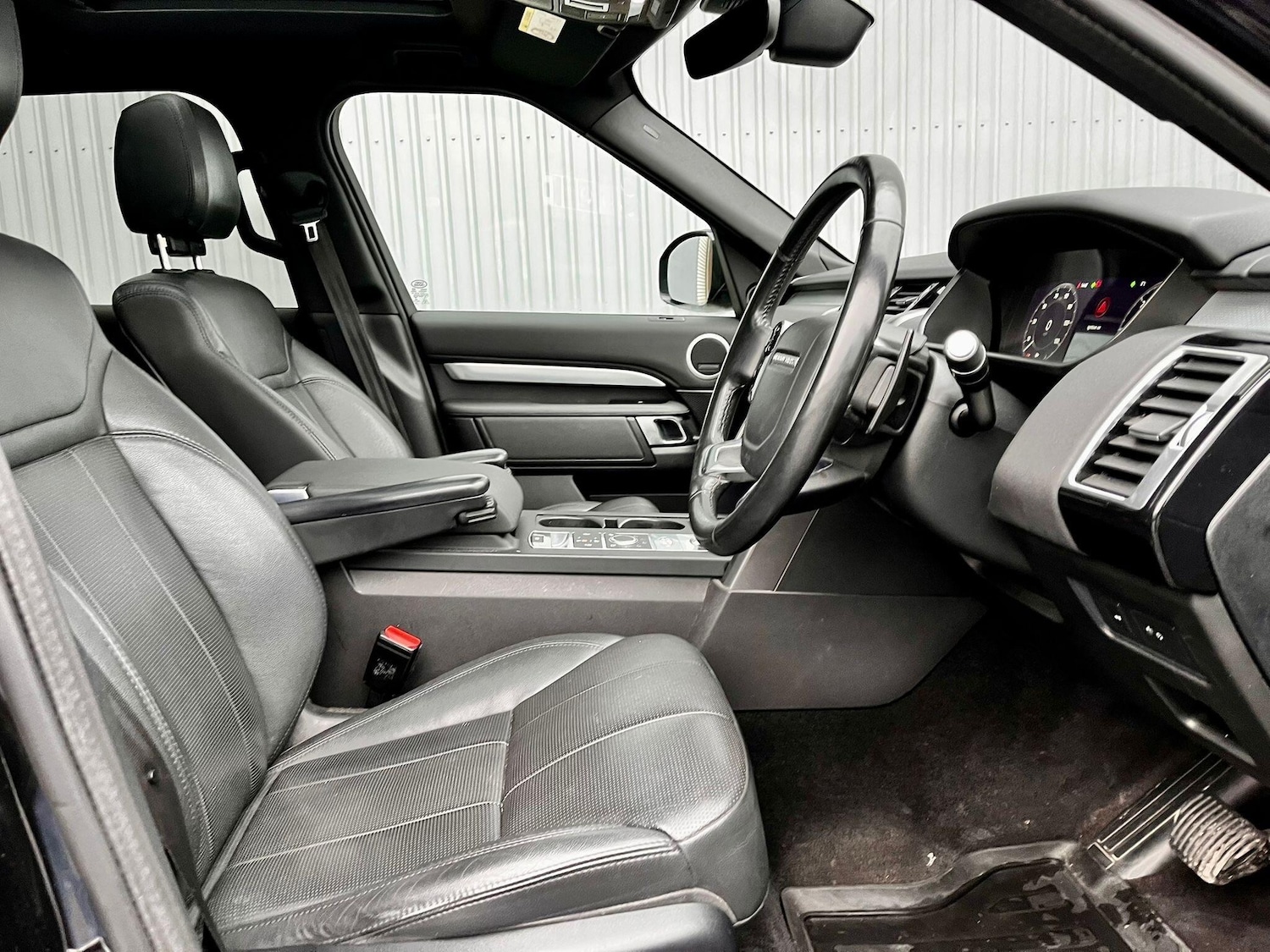 Used Land Rover Discovery 2019 for sale - 76976385: Photo 12