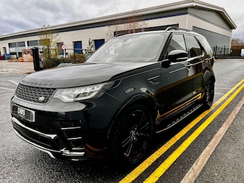 Used Land Rover Discovery 2019 for sale - 76976385: Photo