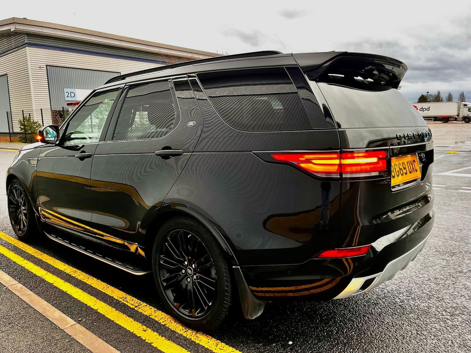 Used Land Rover Discovery 2019 for sale - 76976385: Photo 4