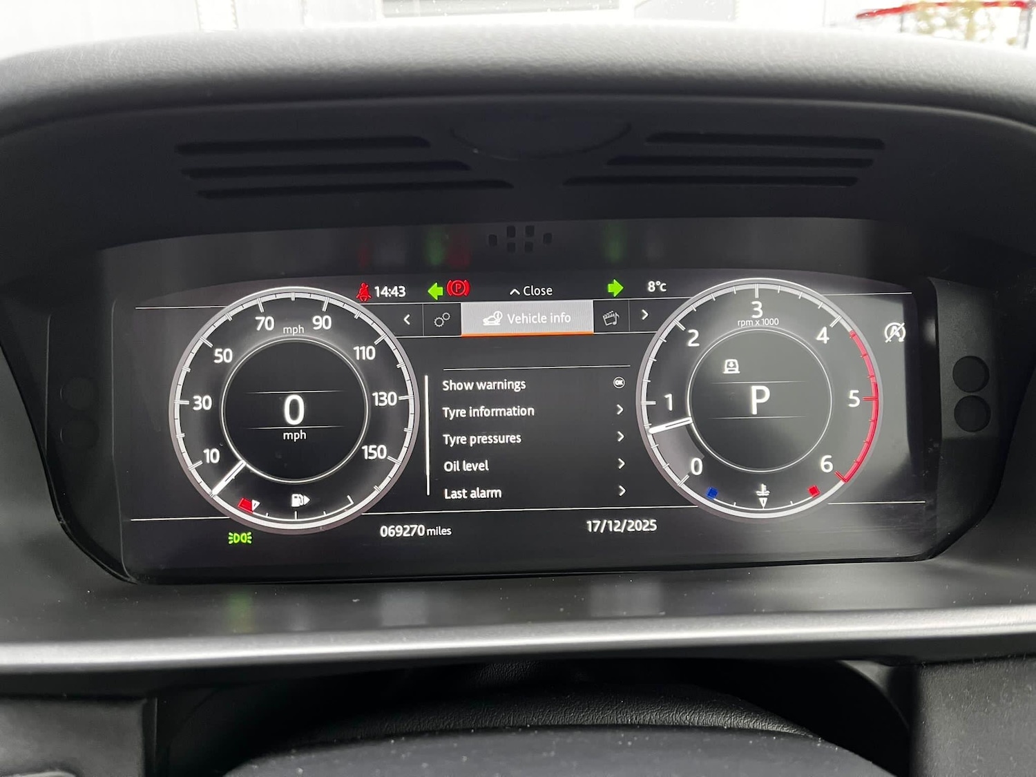 Used Land Rover Discovery 2019 for sale - 76976385: Photo 65