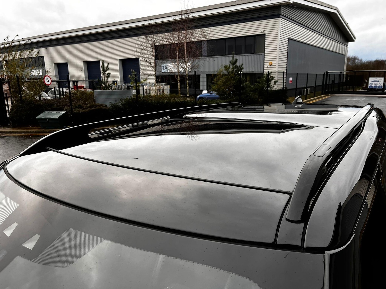 Used Land Rover Discovery 2019 for sale - 76976385: Photo 74