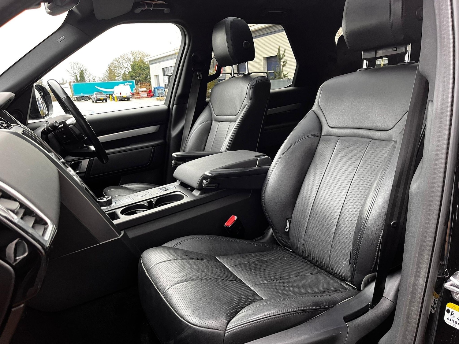 Used Land Rover Discovery 2019 for sale - 76976385: Photo 77