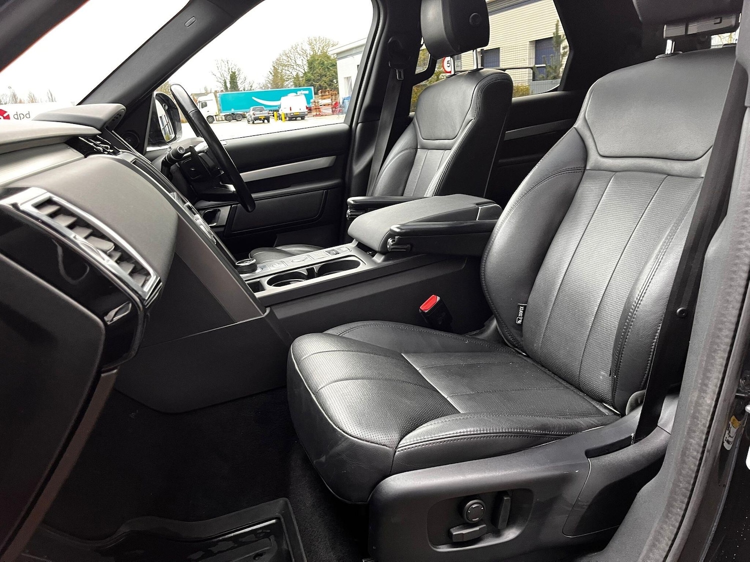 Used Land Rover Discovery 2019 for sale - 76976385: Photo 78