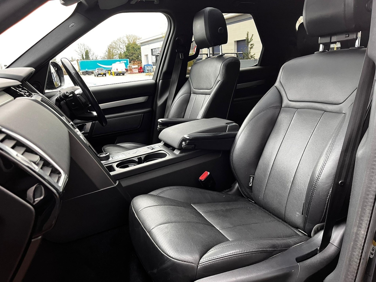 Used Land Rover Discovery 2019 for sale - 76976385: Photo 79