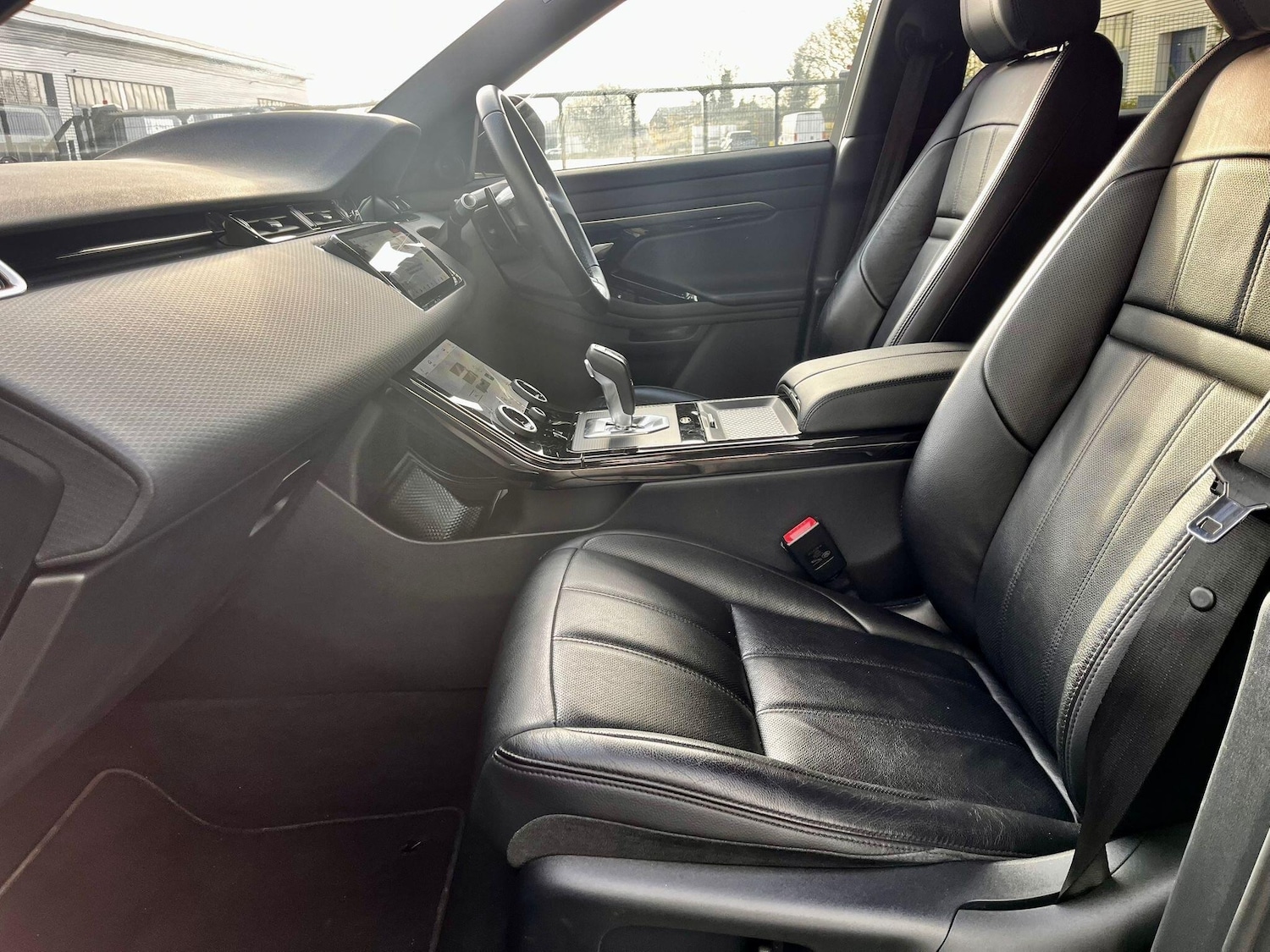 Used Land Rover Range Rover Evoque 2020 for sale - 76976205: Photo 65