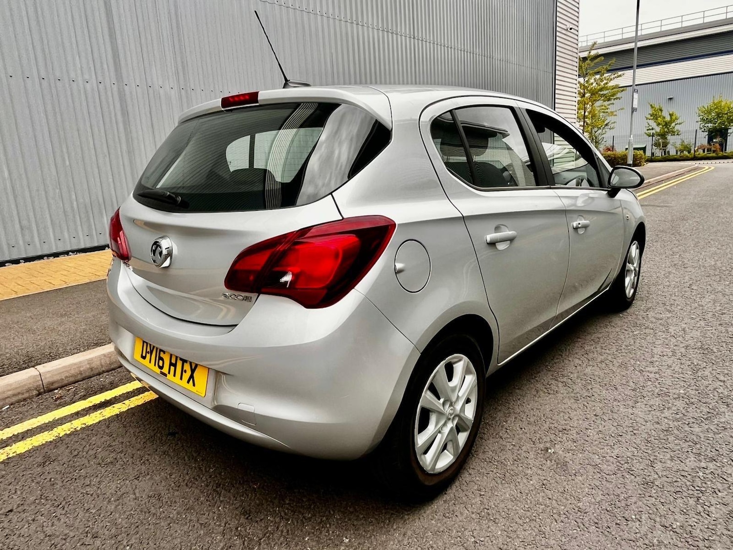 Used Vauxhall Corsa 2016 for sale - 76701426: Photo 7