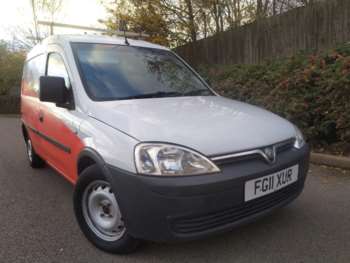 Used vauxhall store combo west midlands