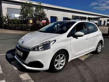 Used Peugeot 208 2018 for sale - 74679391: Photo