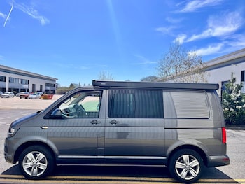 Used Volkswagen Transporter 2020 for sale - 79456475: Photo