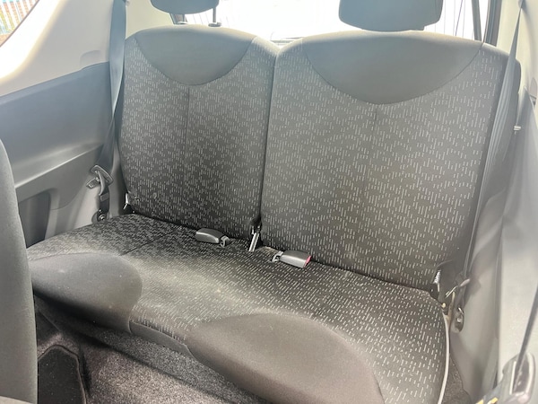 Used Peugeot 107 2010 for sale - 75669203: Photo 18